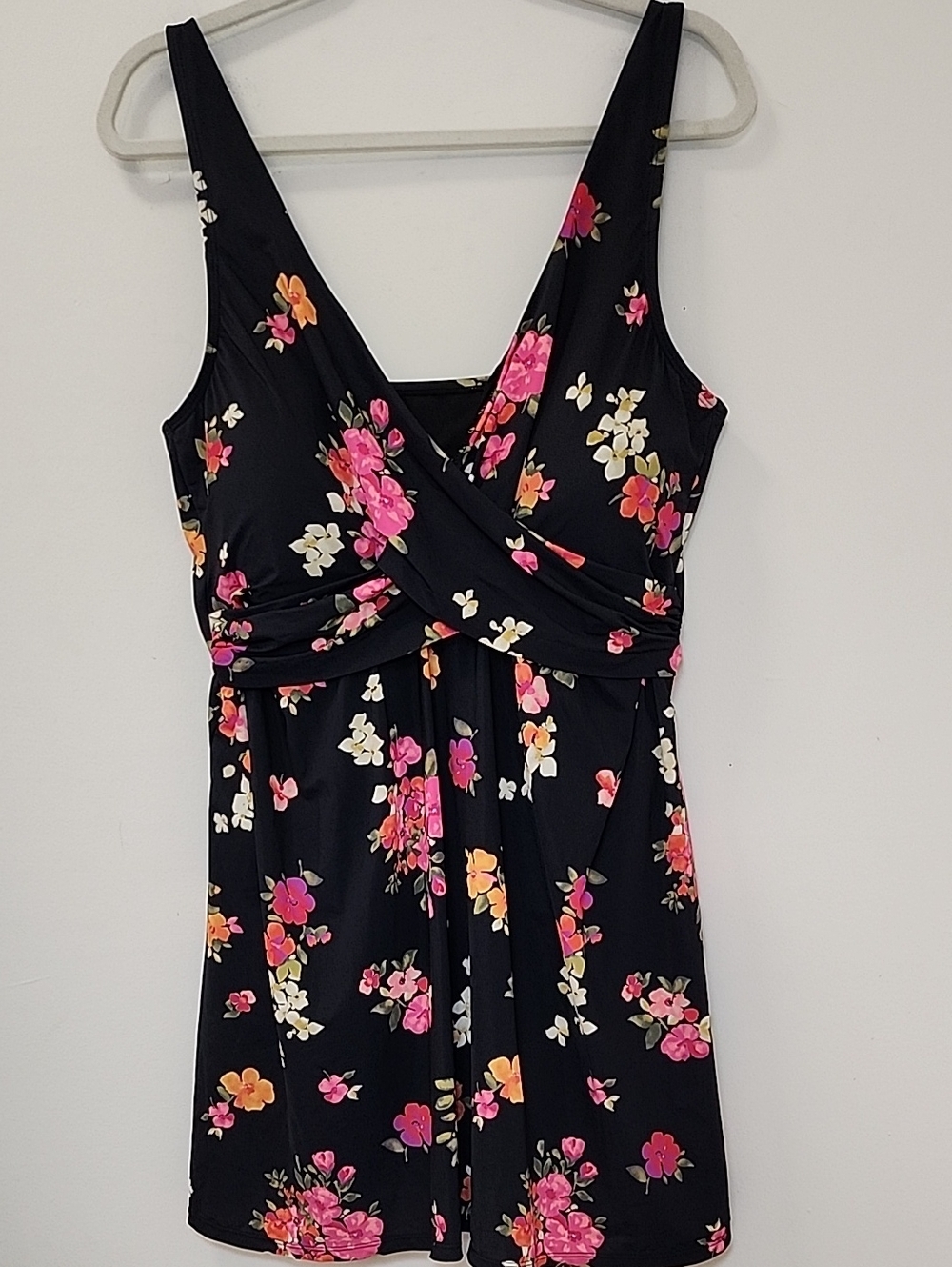 Lands' End Slender Suit wrap dress crossover V-neck Floral Blooms Swimsuit Sz 18 - Picture 5 of 16